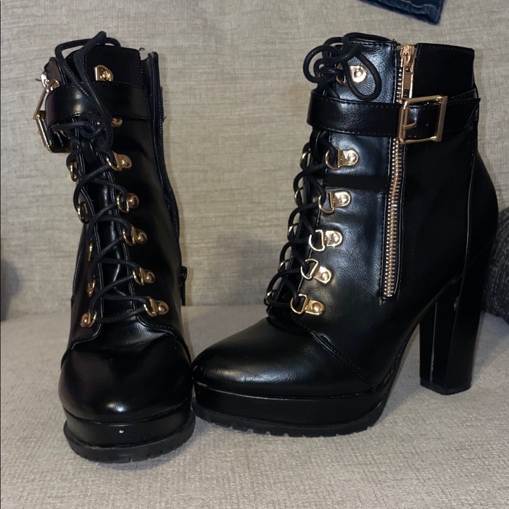 Elegant Black Lace-Up Ankle Boots